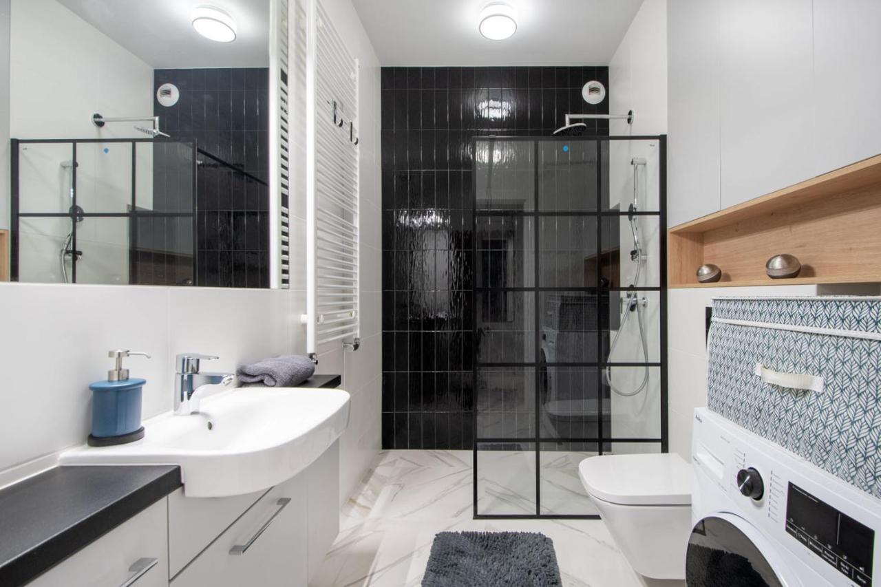 Warsaw Night Apartments Metro Plocka Экстерьер фото